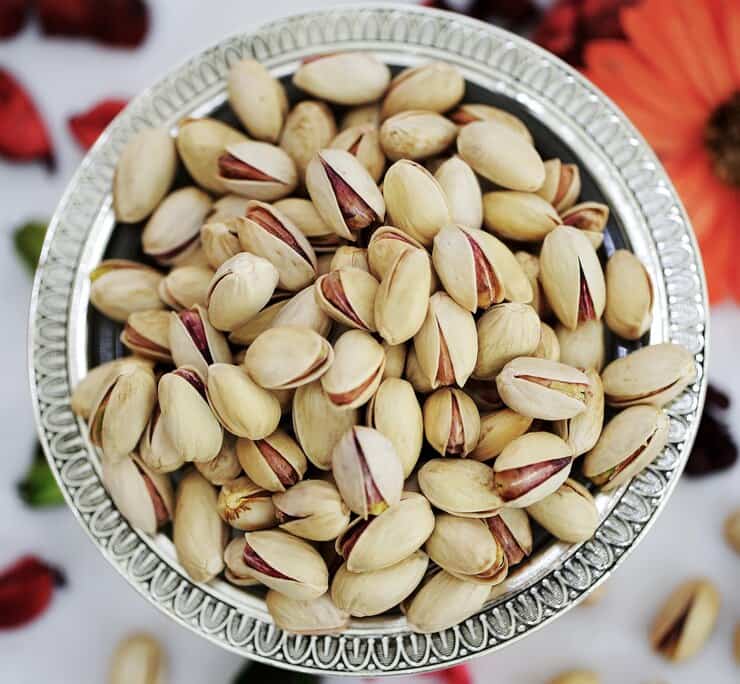 پسته اکبری دامغان خوش ‌طعم و دانه ‌های درشت